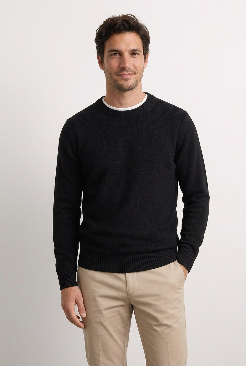 Félix negro con modelo