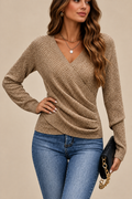 Ana beige, nueva pose con fondo arena